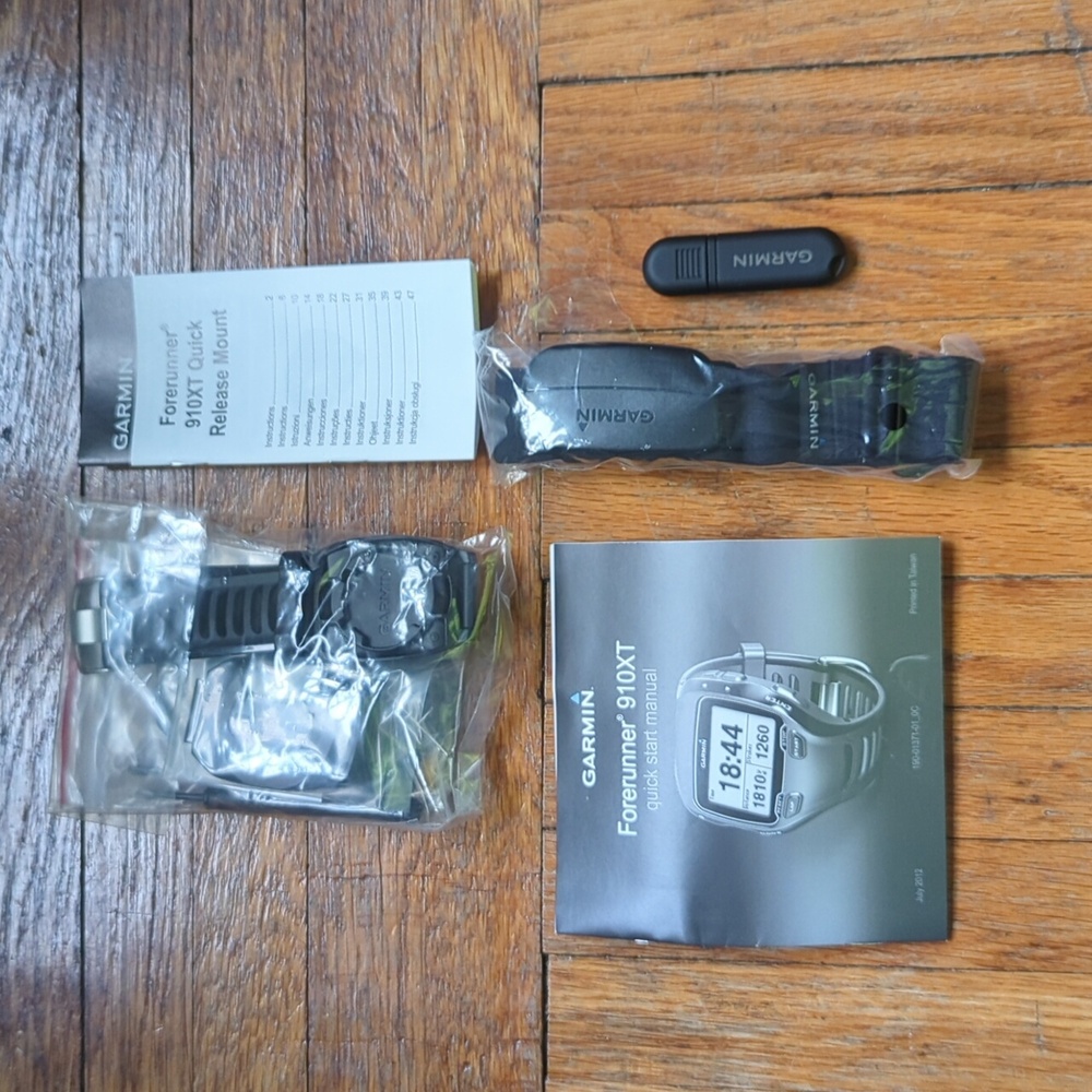 Garmin Forerunner 910XT Accessories